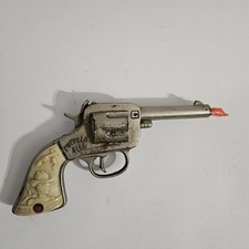 VINTAGE CAST IRON BUFFALO BILL TOY CAP GUN 1950S - WORKS