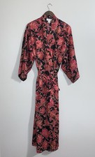 Vintage Victoria  s Secret Red Floral Seep Intimates Long Kimono Robe Size M/L