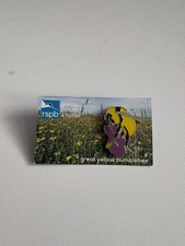 RSPB Giving Nature a Home Great Yellow Bumblebee pin badge