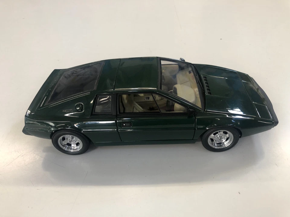 AUTOART LOTUS ESPRIT 1/18 ème - Photo 3/4