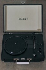 Crosley CR8005DBC Deluxe Cruiser Portable Bluetooth 3-Speed Turntable