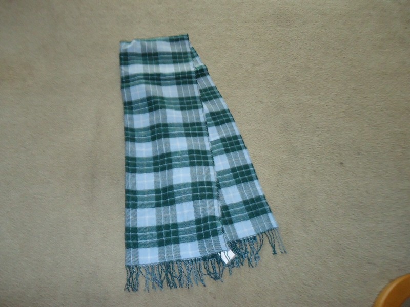 NWT J. Crew Women's XL reversible scarf 25x84-Academic green