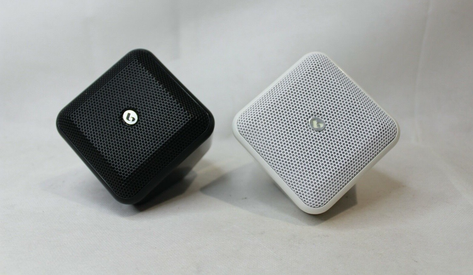soundware xs satellite speaker