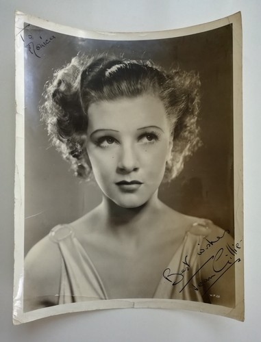 JEAN GILLIE 1915-1949 (ACTRESS) SIGNED - 1930s EARLY PHOTOGRAPH 10 X 8 INCH