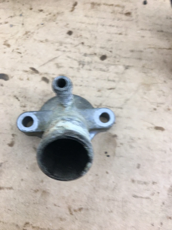 Honda CBR929RR 2001 OEM carcasa termostato con mangueras Foto 2 de 4