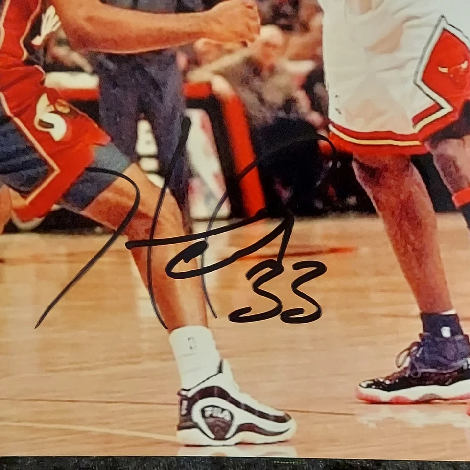 Foto 8x10 firmada a mano de Hersey Hawkins certificado de autenticidad autografiado Sonics vs. Jordan Foto 2 de 3