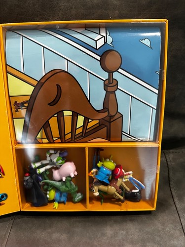NEW Toy Story - Storybook Playset with 12 Figurines & Playmat - My Busy Book - Imagen 3 de 6