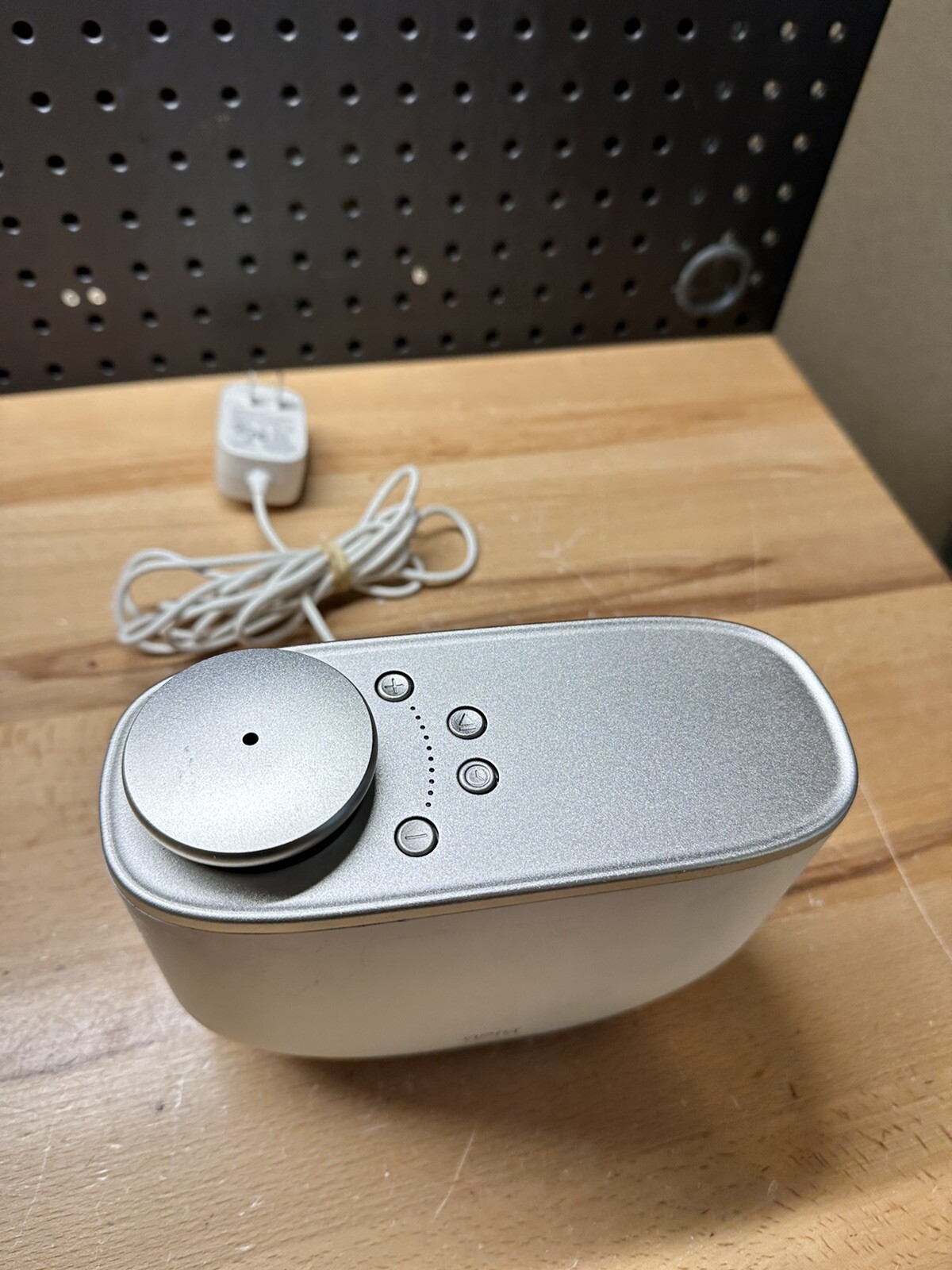 (Z) Aera Home Fragrance Electric Diffuser Smart Home Alexa AQ 31 with