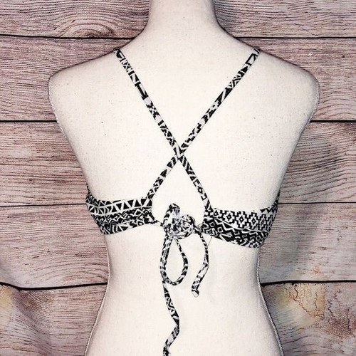 Collections By Catalina Black and White High Neck Bikini Top Size L - Picture 5 of 8