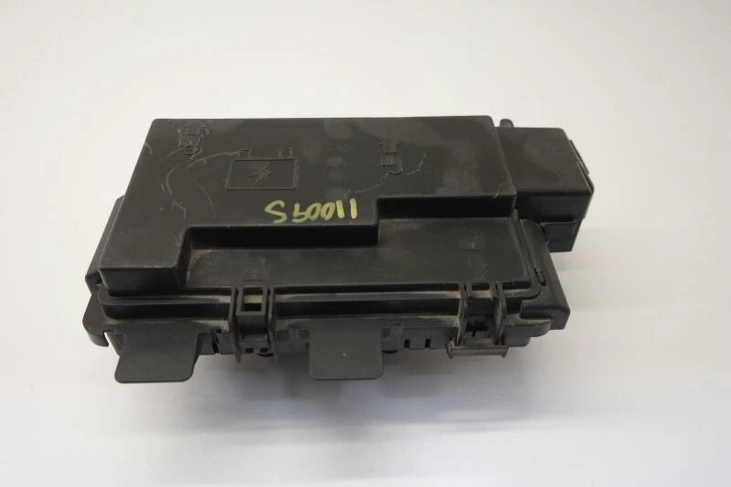 05 06 07 08 09 CAJA RELÉ FUSIBLES MOTOR PONTIAC MONTANA Foto 2 de 4