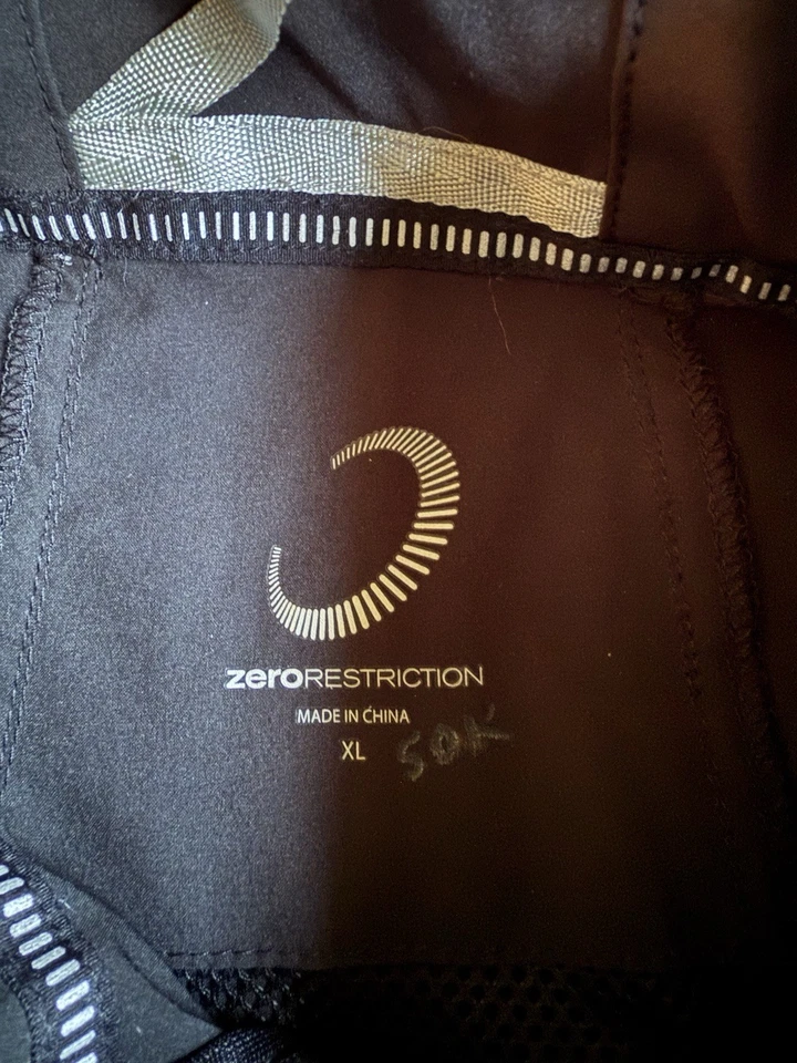 Zero Restriction Full Zip Golf Vest X-Large XL Troon Country Club Scottsdale - Image 4 of 4