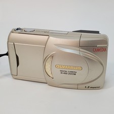 Olympus D-450 Zoom Silver 1.3 Mega Pixel Digital Camera with 3x Optical Zoom
