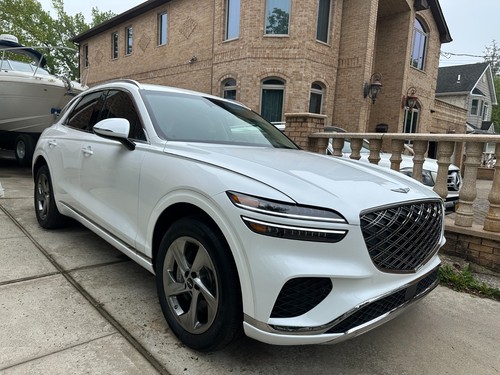 2026 Genesis GV70 2.5T AWD