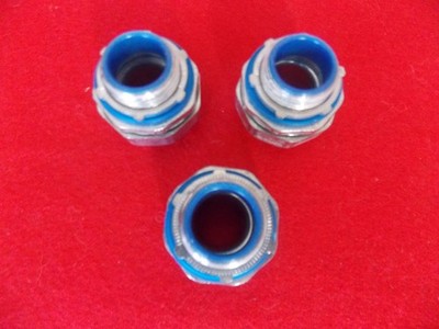 KDD INDUSTRIES 3/4'' LIQUIDTIGHT STRAIGHT CONDUIT CONNECTOR 2584S  NEW - LOT OF 3