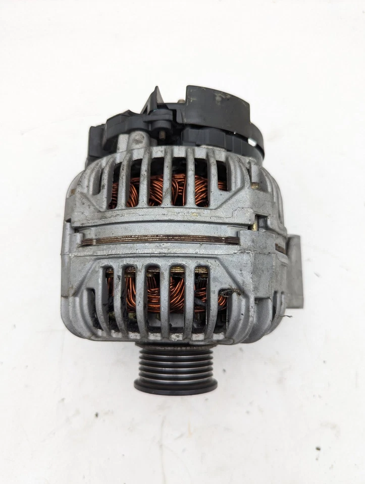 1998-2000 Mercedes E320 3.2L V6 Alternator OEM - Image 2 of 4