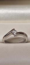 18ct White Gold Natural Single Stone Diamond Ring with Crossover Setting
