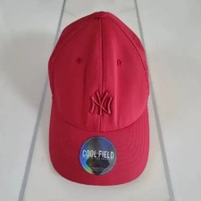 MLB New York Yankees Cap, Size 59, Polyester, Used but Good