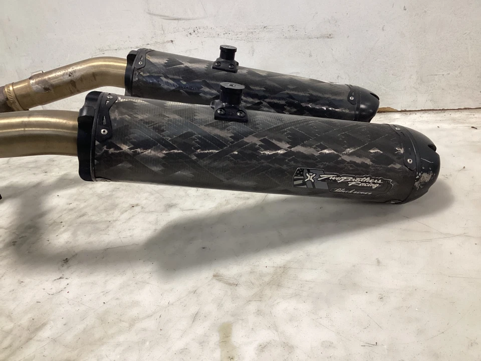 09-14 Yamaha R1 Two Brothers M2 Serie Negra Doble Carbono Deslizable Tubo Medio de Escape Foto 4 de 4