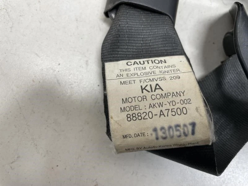 KIA FORTE EX 2014 SEDÁN DELANTERO DERECHO PASAJERO CINTURÓN RETRACTOR FABRICANTE DE EQUIPOS ORIGINALES+ Foto 3 de 4