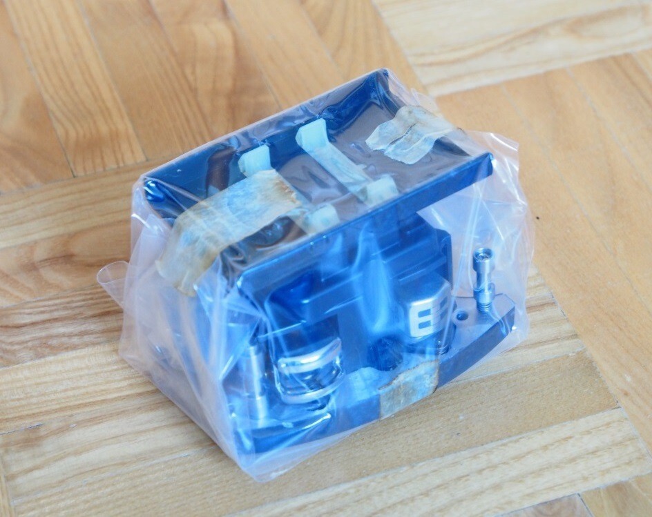 1 x TECHNICS RP 2224 2/4 TRACK HEAD BLOCK STEREO! NOS! NEW 1 x TECHNICS RP 2224 2/4 TRACK HEAD BLOCK STEREO! NOS! NEW