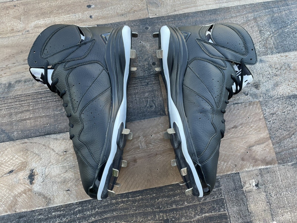 Nike Air Jordan VII 7 Retro 'Oreo' Metal Baseball Cleats