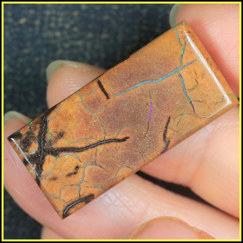 32 TCW Natural AUSTRALIA KOROIT Boulder Opal Stone + VIDEO - Picture 3 of 8