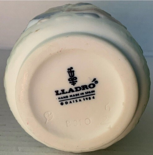 Rare Lladrò Urn/Vase #15262 Pastel Colours In Matte Finish - Picture 5 of 8