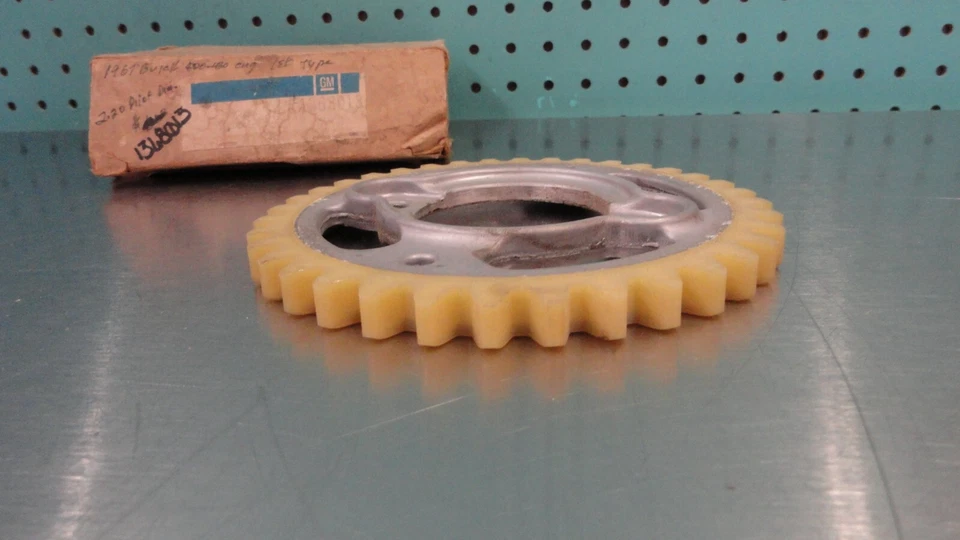 Original 1368013 1967 Buick Electra Skylark Riviera Piñón de leva 400 430 V8 Foto 3 de 4