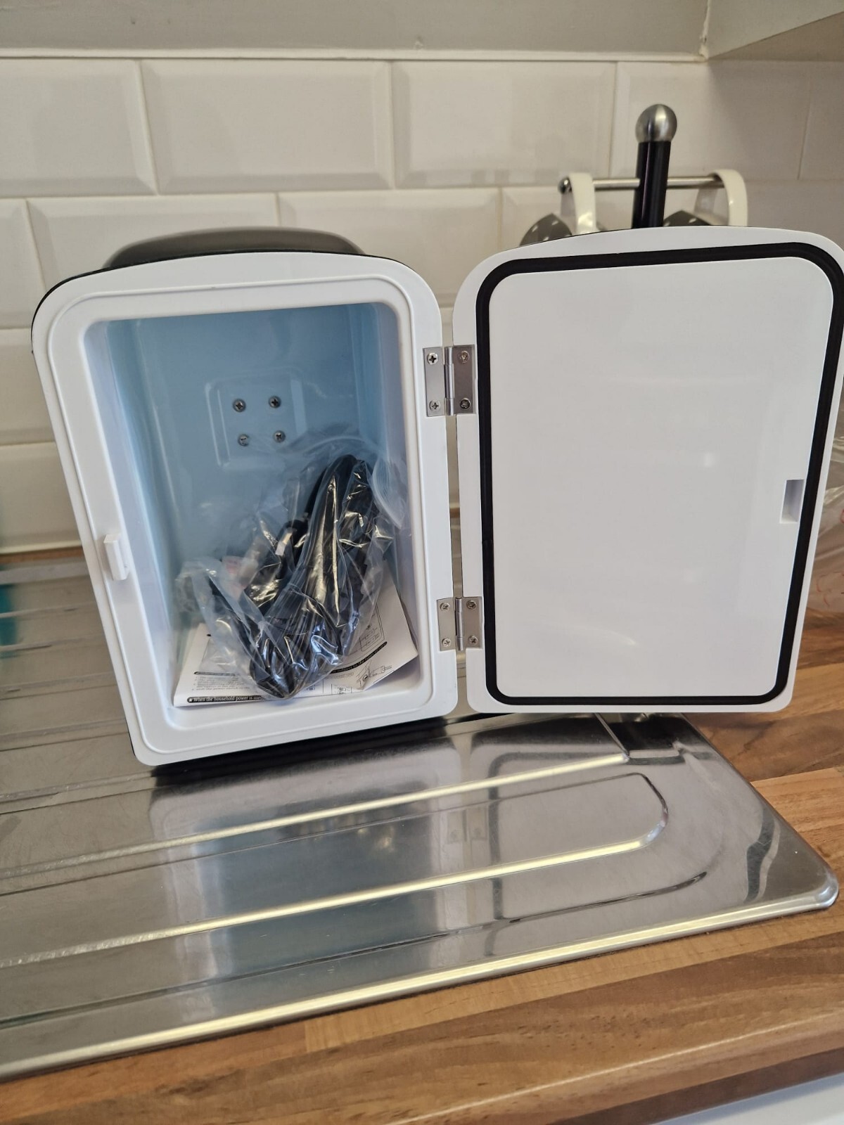 iceQ 4 Litre Small Mini Fridge Cooler Black Ideal For Kids Bedroom Or