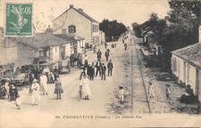 CPA 85 FROMENTINE / LA GRANDE RUE