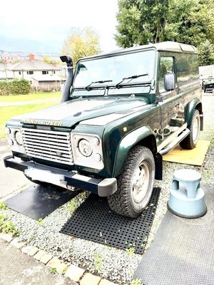 Land Rover Defender 90 300TDI