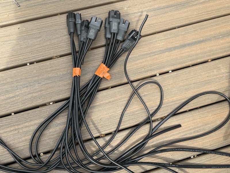 Enphase Solar Q Cable (4+4 Plugs) Q12-17-240 2m Trunk Cable