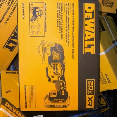DeWalt DCS356 XR Oscillating Brushless Cordless Tool Bag Charger Battery Kit