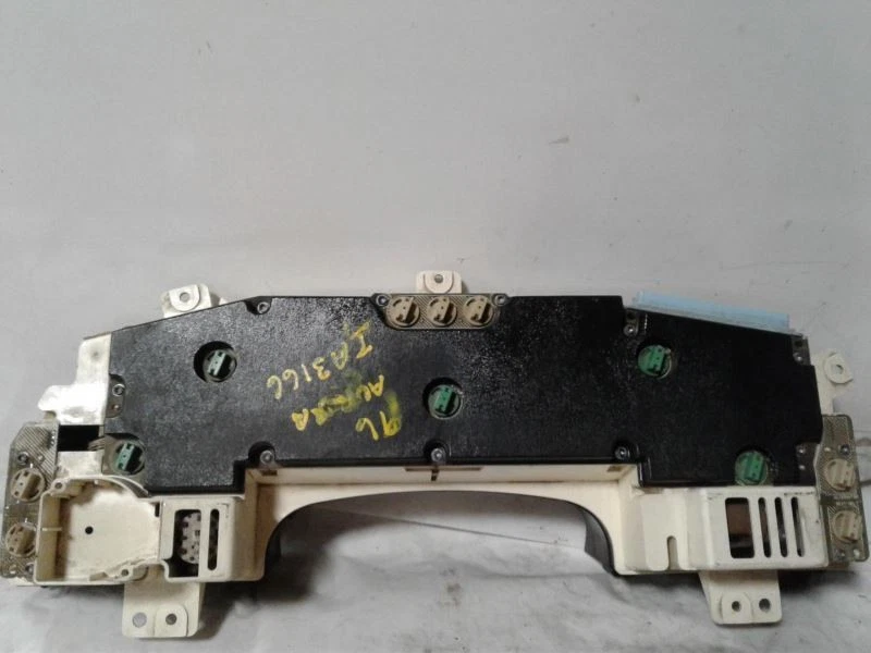 Cuadro de instrumentos velocímetro 1996 96 Oldsmobile Aurora 88 k millas 16198133 Foto 3 de 4