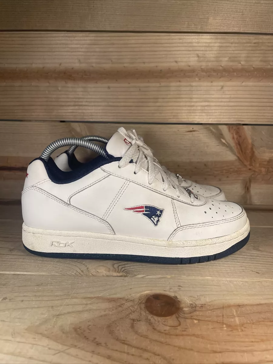 Vintage Reebok RBK NFL New England Patriots White Leather Low Top Shoes Men s 6