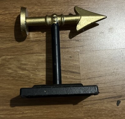 Metal Arrow Bookend Den Library Living Room Cast Iron Gold Tone Archery Decor