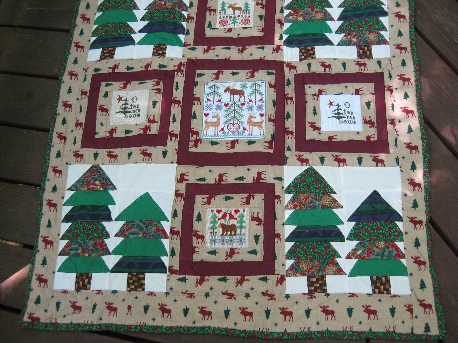 Patchwork Primitive Holiday Winter Quilt, 37