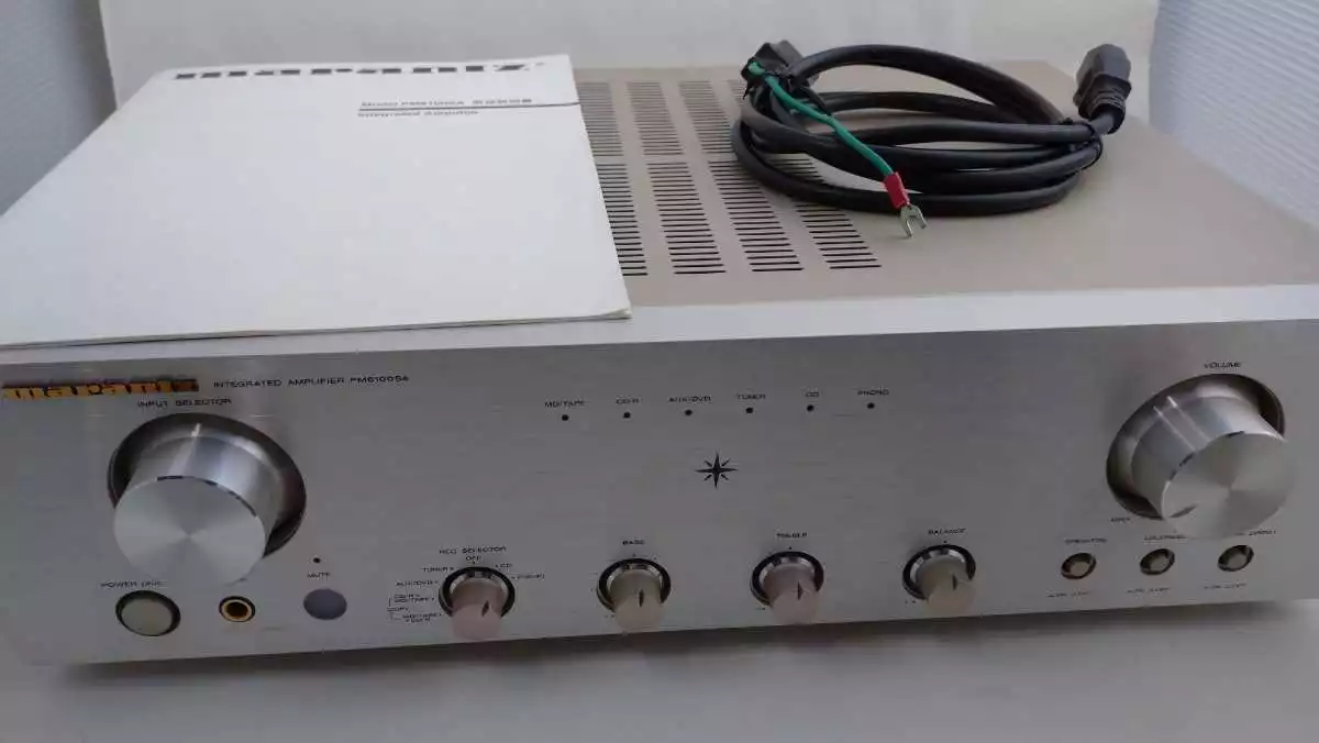 Marantz PM6100SA Integrated Amplifier Power Supply Voltage 100V Silver Used JP