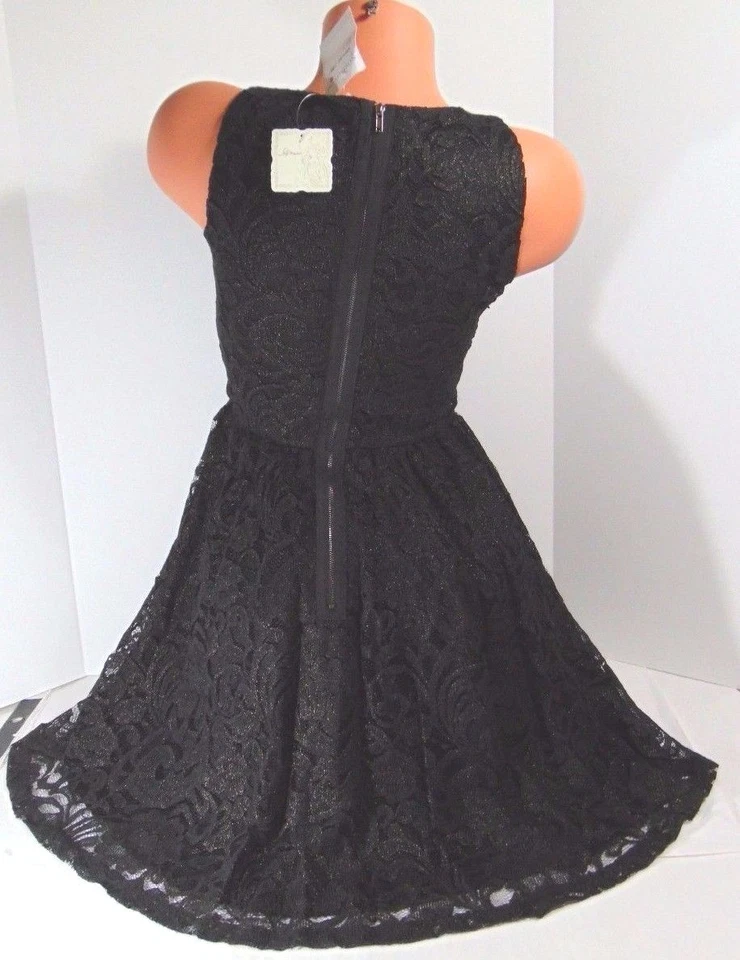 Vestido negro pequeño con encaje sin mangas soprano para dama talla pequeña nuevo con etiquetas Foto 3 de 4