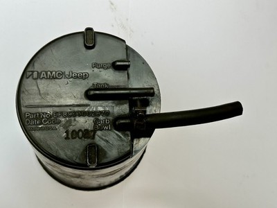 Jeep Cherokee XJ Comanche MJ 87-90 Charcoal Evap Canister 8933002870 OEM Nice !!