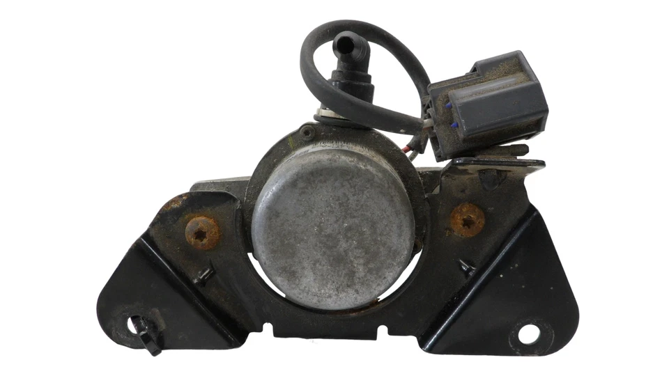 2009-2012 Chevrolet Traverse Power Brake Booster Vacuum Pump Used 22819441 OEM - Image 4 of 4