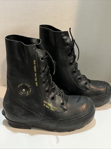 Mickey Mouse Bunny Boots Military Cold Weather Valve GI ECW BATA US 8 R EUC!!!!