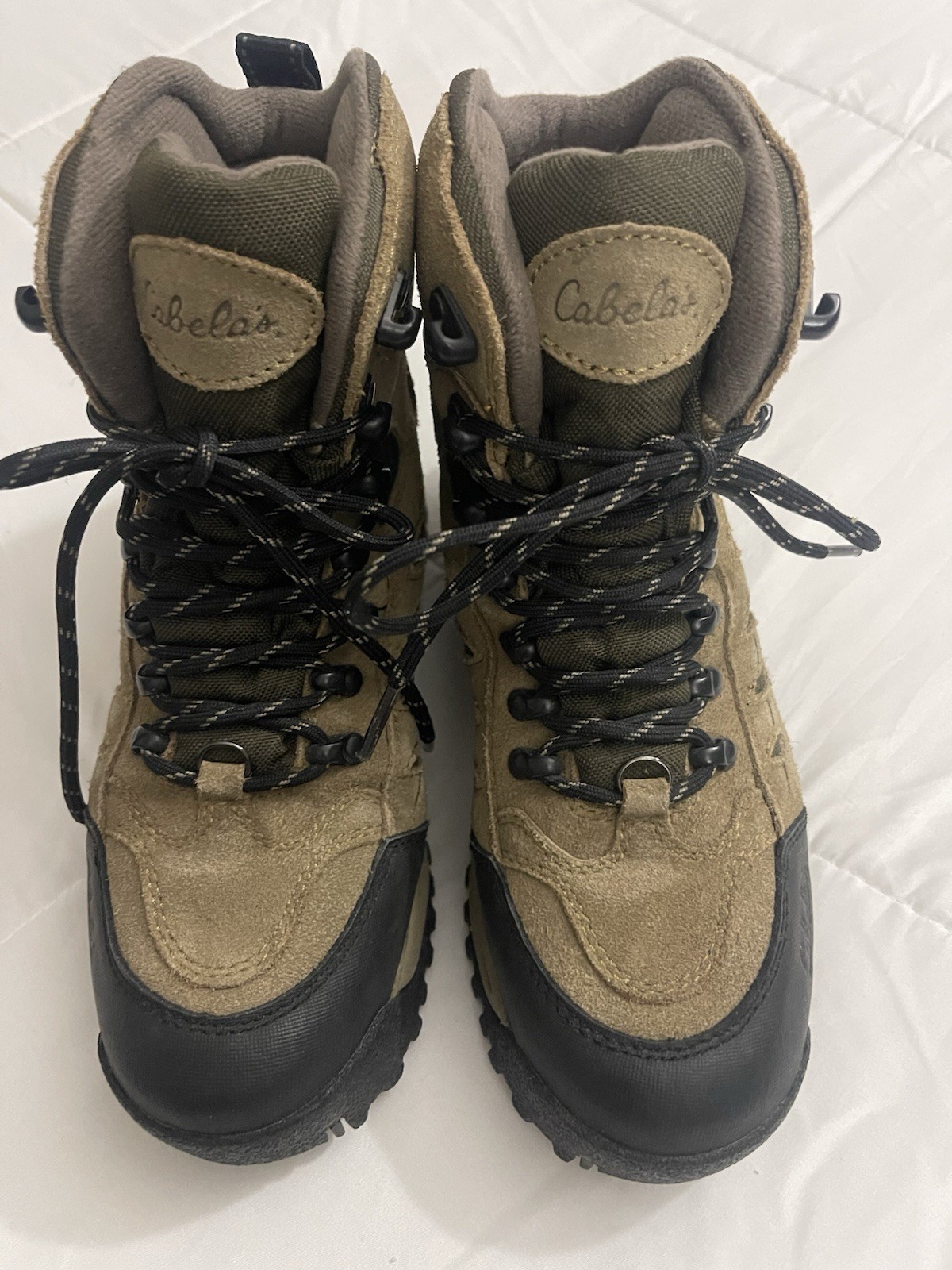 Cabela's Youth size 6 brown suede leather hiking boots. excellent condition
