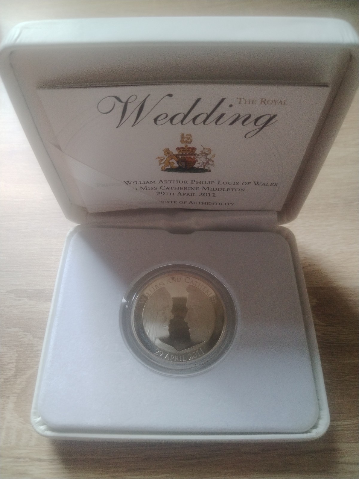 2011WILLIAM&CATHERINEROYALWEDDING£5SILVERPROOFCROWN925