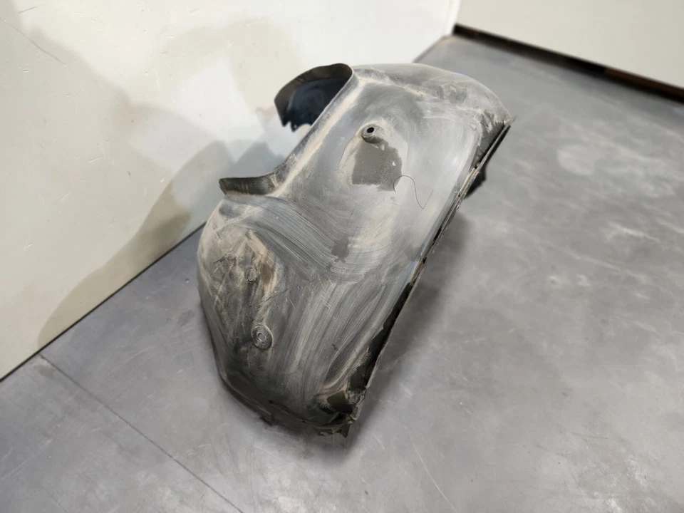 ✅ 01-06 OEM BMW E46 330Ci передняя со стороны водителя накладка на крыло колесо брызговик - Изображение 4 из 4