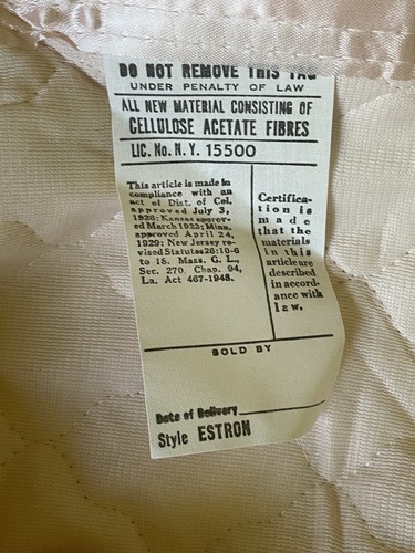 Baby Blanket Satin Edge Quilted VTG Estron Pink 37 X 51 Inches - Picture 6 of 6