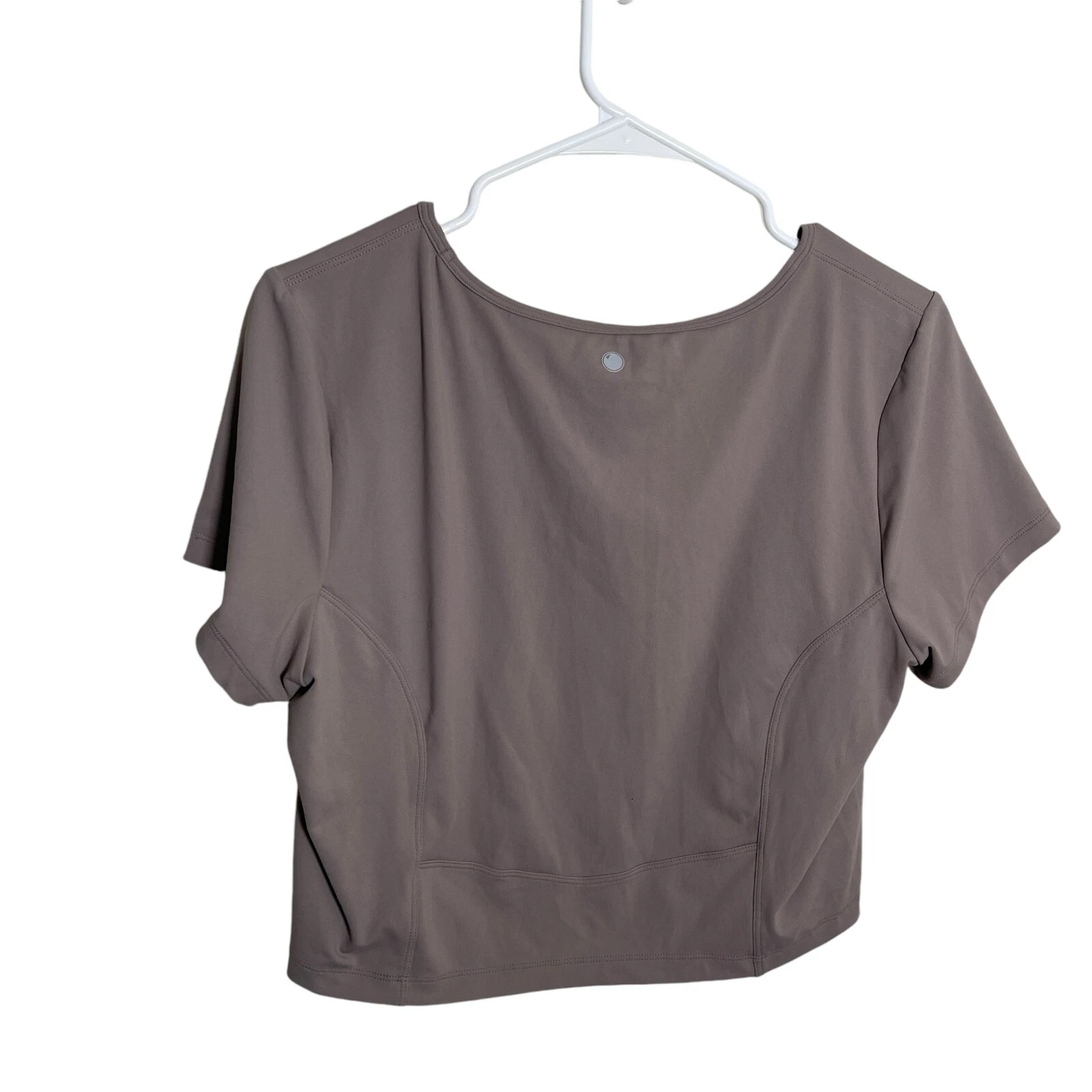 yogalicious lux short sleeve cropped athletic tee top shirt