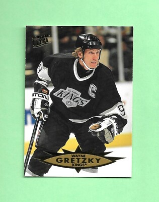 95-96 Fleer Ultra Card # 74 WAYNE GRETZKY LOS ANGELES KINGS