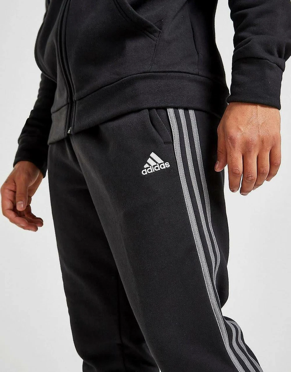 adidas Poly Regular tapered normal length Size XL