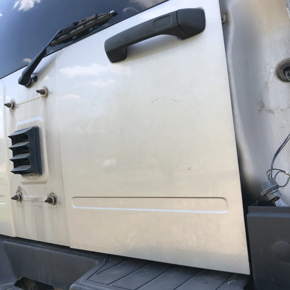 Hummer H3 2006-2010 puerta trasera puerta levadiza maletero U926L plata abedul met Foto 3 de 4